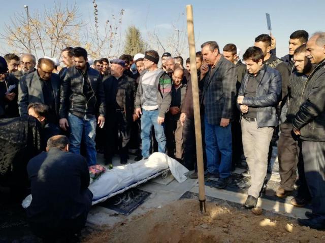 پدر حجت الاسلام سینایی دار فانی را وداع گفت.